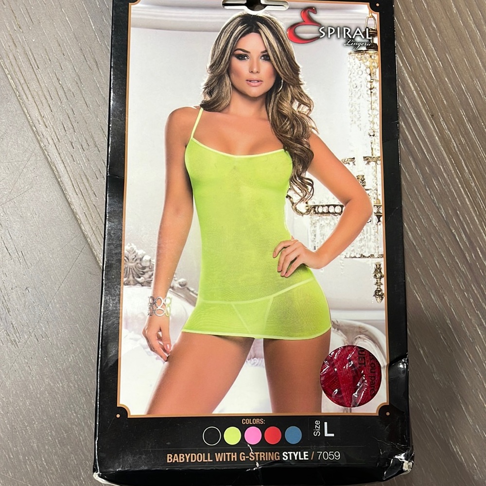Espiral babydoll with g-string. Nwt. Size large. Red